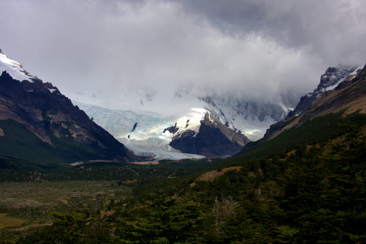 Los Glaciares: Wanderung zum Cerro Torre, er versteckt sich hinter Wolken, erfolgreich